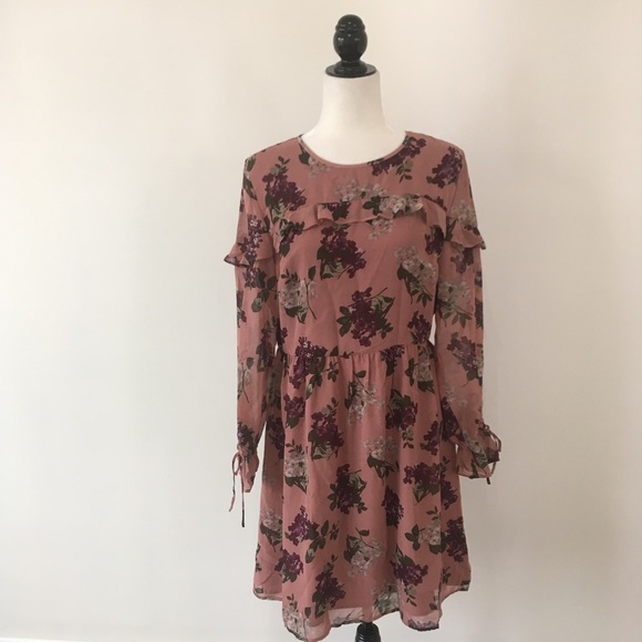 LOFT FLORAL RUFFLE TIE CUFF DRESS - Picture 2 of 5